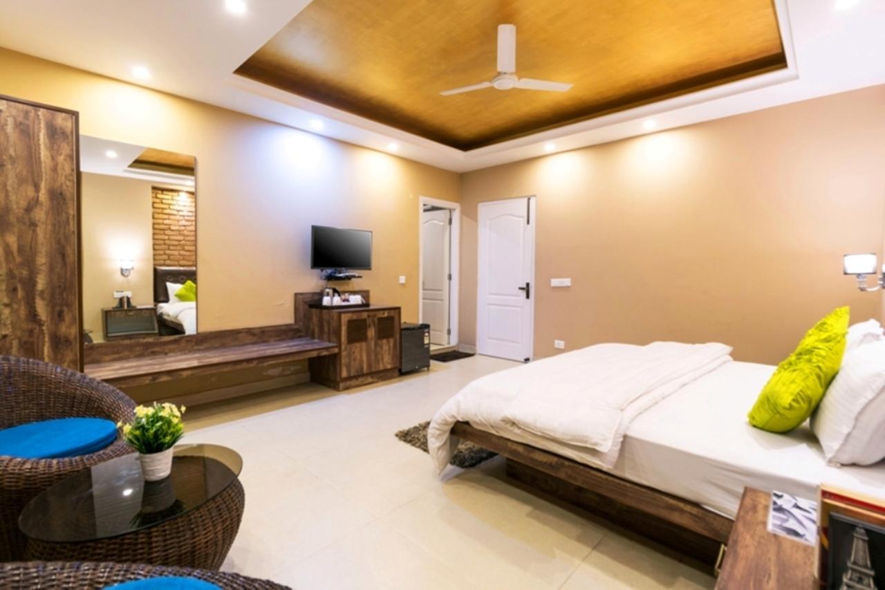 Nirvana Lodge And Lounge Mussoorie Exterior foto