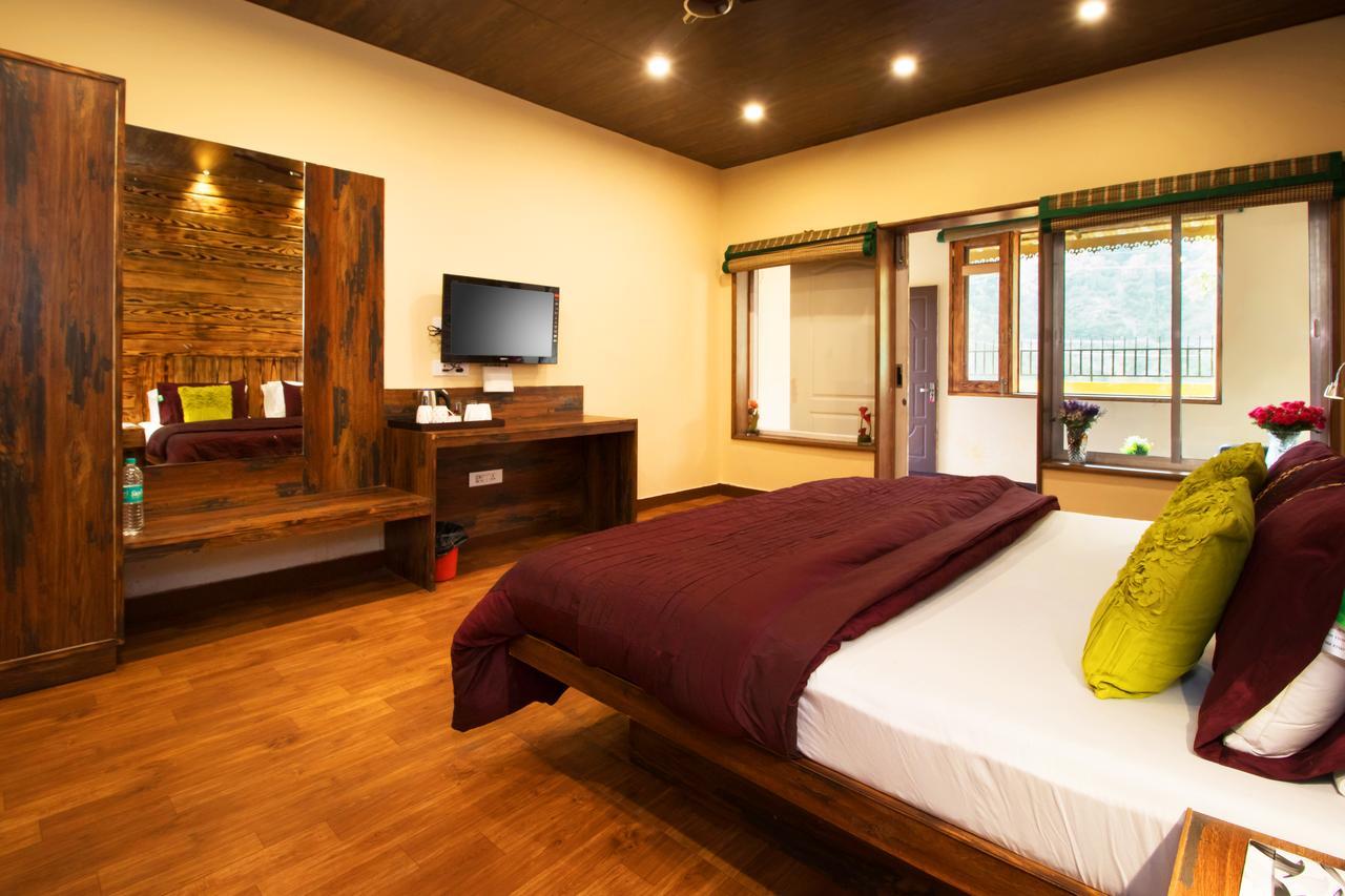 Nirvana Lodge And Lounge Mussoorie Exterior foto